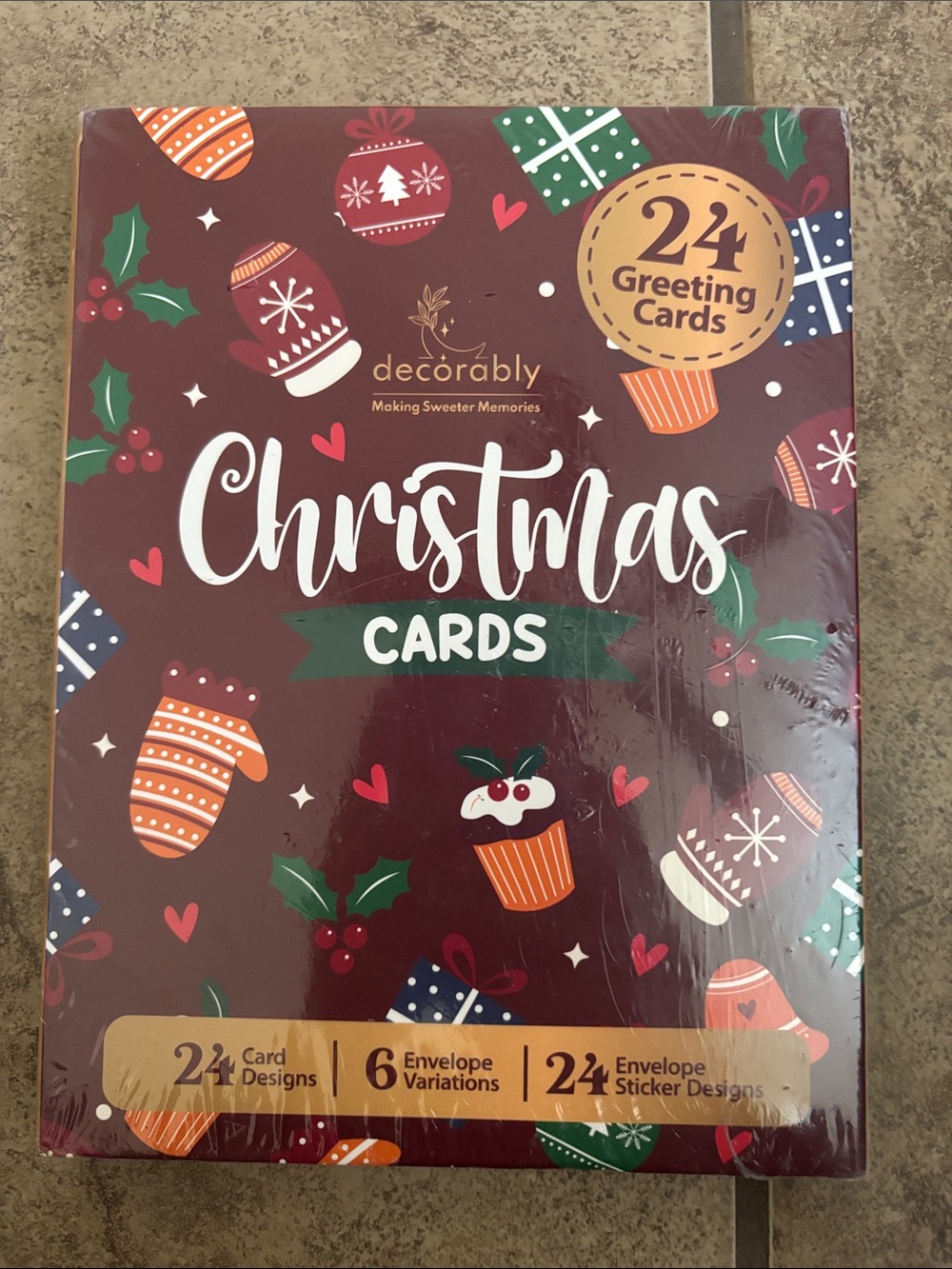 Decorably 24 Pack of Christmas Cards